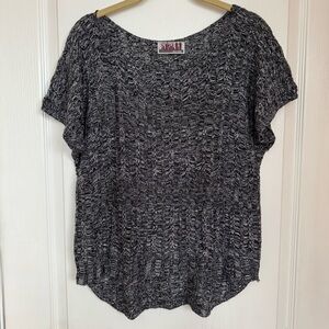 Black and White Women's Knit Top